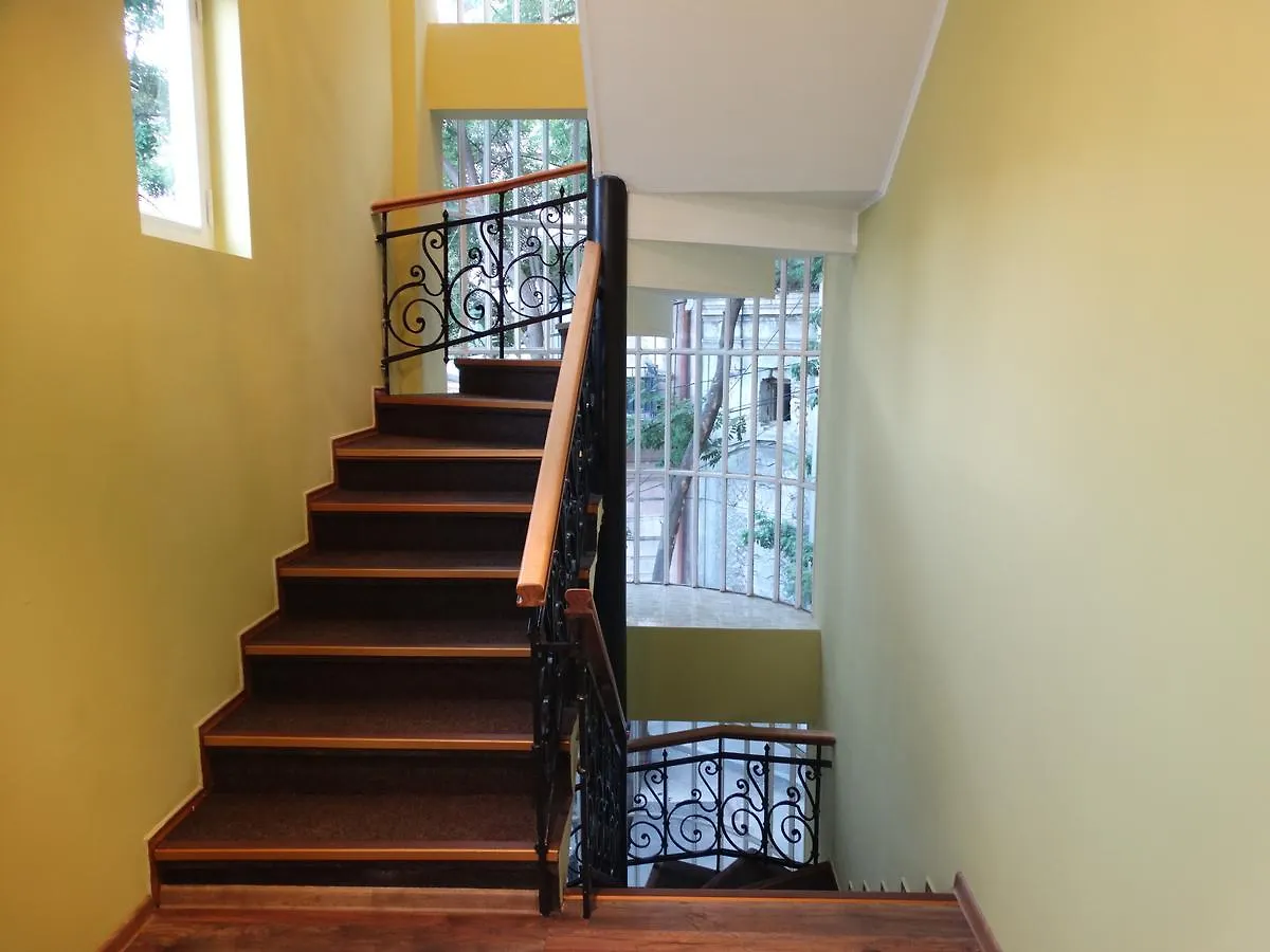 טביליסי Hotel Boutique Iveria